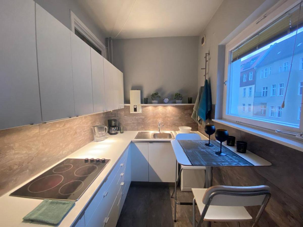 Cozy Modern Apartment With Small Balcony In The Heart Of เบอร์ลิน ภายนอก รูปภาพ